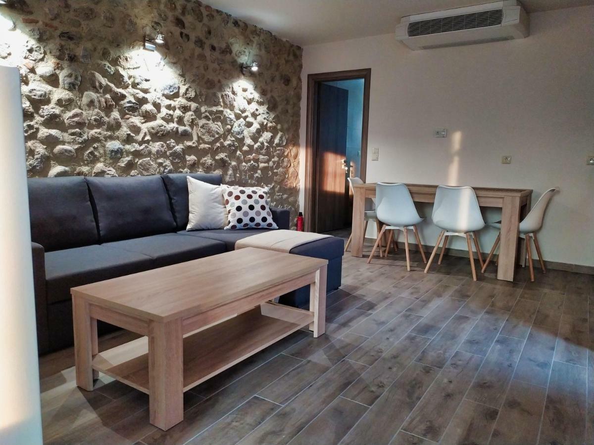 Guesthouse Kastelia Kalampáka Dış mekan fotoğraf